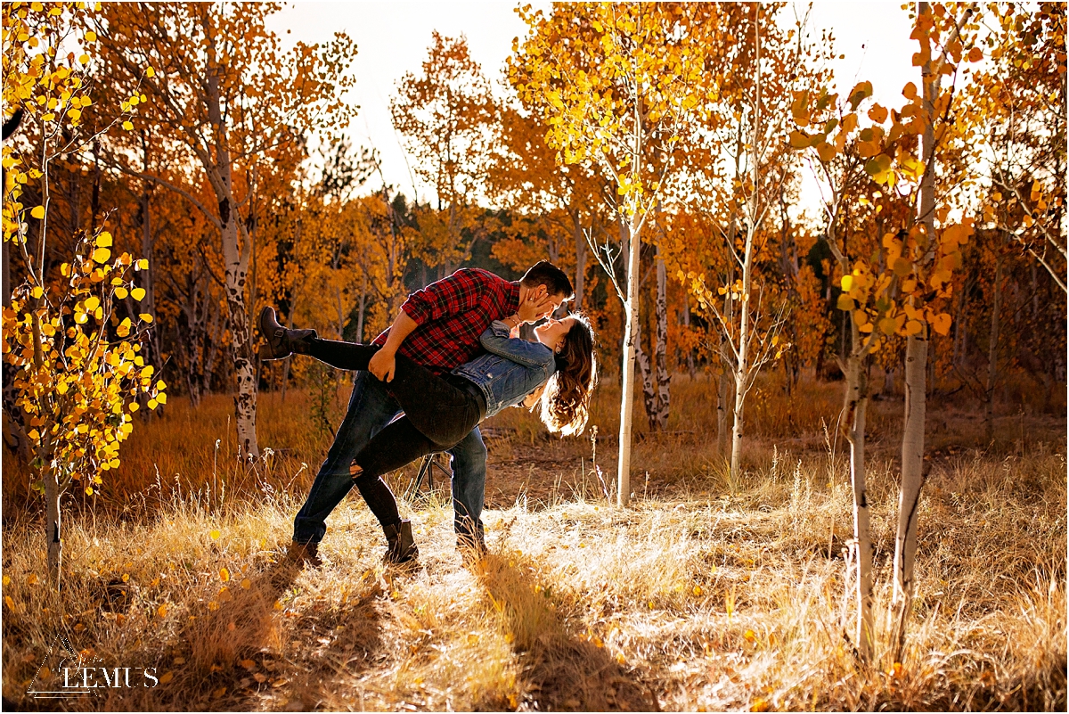 Fall engagement photo session in Golden, CO at Golden Gate Canyon State Park by Studio Lemus Photography - Denver Engagement Photographer - Colorado Wedding Photographer